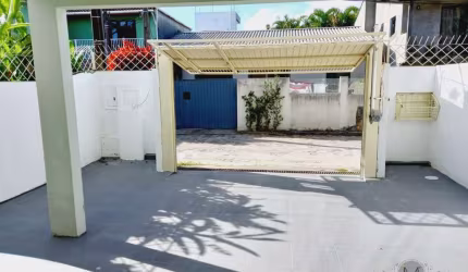 Casa com 2 quartos para alugar na Servidão Vassourinha, Rio Tavares, Florianópolis por R$ 4.600