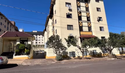Apartamento centro, 2 quartos, R$255.000,00