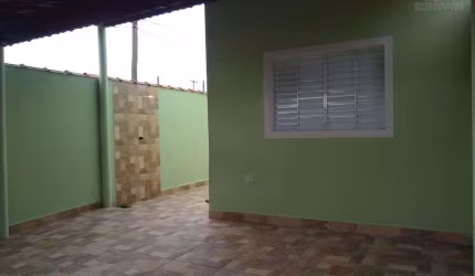 CASA NOVA NA PRAIA COM 2 QUARTOS E PISCINA!