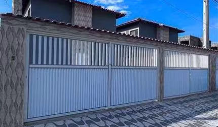 Casa à Venda em Suarão, Itanhaém - SP