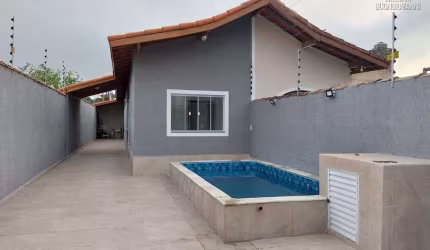 CASA NOVA 3 QUARTOS COM PISCINA EM ITANHAÉM!