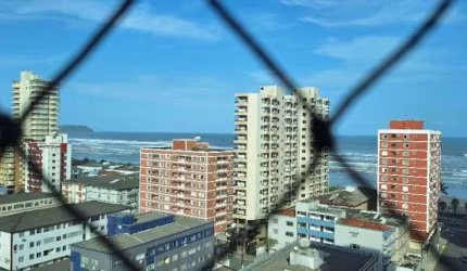 Apartamento à Venda em Tupi, Praia Grande - SP