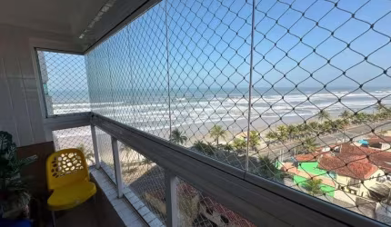 Apartamento à Venda em Centro, Mongaguá - SP