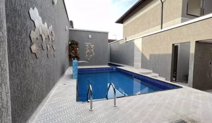Casa em condomínio à Venda em Maracanã, Praia Grande - SP
