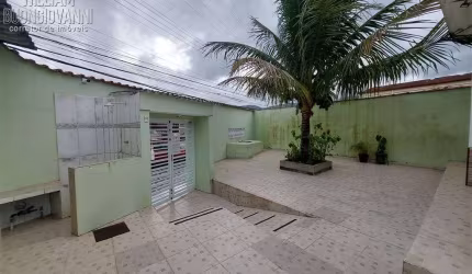 Casa à Venda em Real, Praia Grande - SP