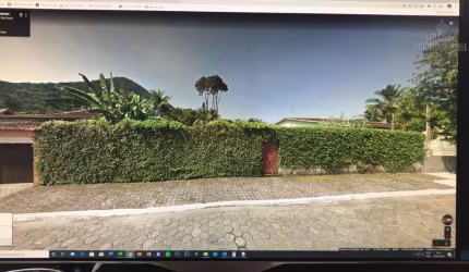EXCELENTE TERRENO NO CANTO DO FORTE EM PRAIA GRANDE !