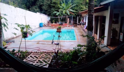 Rancho com 3 dormitórios à venda, 180 m² por R$ 450.000,00 - Zona Rural - Jardinópolis/SP