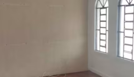 CASA NO MONTE CASTELO