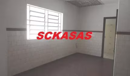 TERRENO COM 3 CASAS, SENDO 2 EDÍCULAS
