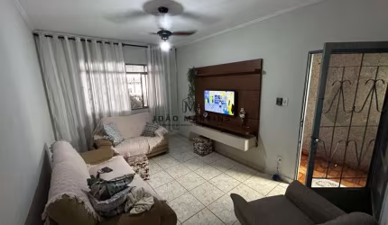 Casa para Venda em Ribeirão Preto, Vila Tibério, 2 dormitórios, 1 suíte, 3 banheiros, 2 vagas