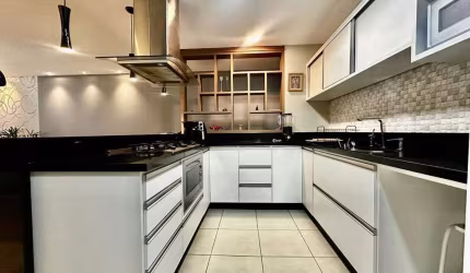 Apartamento à Venda em Jaraguá do Sul com 3 quartos sendo 1 suíte – Bairro Czerniewicz