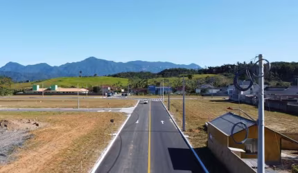 Terreno à Venda em Schroeder, 334,70m² àrea total - Rio Hern