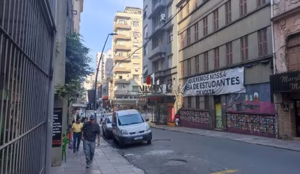 Sala comercial à venda na Rua Riachuelo, 1339, Centro Histórico, Porto Alegre por R$ 900.000