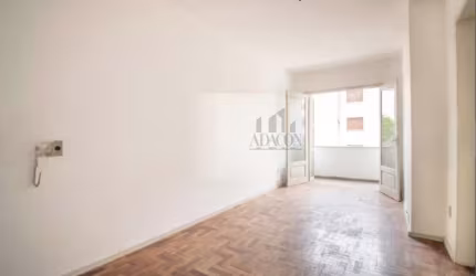 Apartamento com 1 quarto à venda na Rua Leopoldo de Freitas, 100, Passo da Areia, Porto Alegre por R$ 200.000