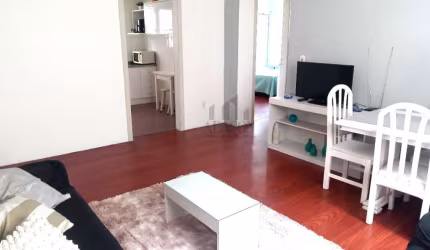 Apartamento com 2 quartos à venda na Rua Bernardo Pires, 325, Santana, Porto Alegre por R$ 300.000