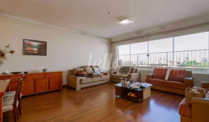 Apartamento com 5 quartos para alugar na Rua Bandeirantes, --, Bom Retiro, São Paulo, 265 m2 por R$ 5.500