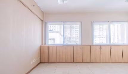 Sala comercial com 1 sala para alugar na Rua Maestro Cardim, --, Liberdade, São Paulo, 28 m2 por R$ 1.700