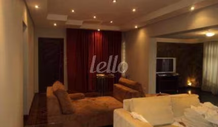 Casa comercial com 5 salas para alugar na Rua Antônio de Barros, --, Vila Carrão, São Paulo, 600 m2 por R$ 50.000