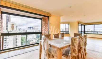 Apartamento com 4 quartos para alugar na Rua Havaí, --, Sumaré, São Paulo, 240 m2 por R$ 12.500