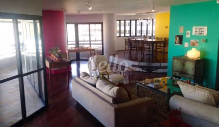 Apartamento com 3 quartos para alugar na Rua Paraguassu, --, Perdizes, São Paulo, 215 m2 por R$ 8.000