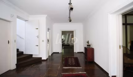 Casa comercial com 4 salas para alugar na Avenida São Valério, --, Jardim Guedala, São Paulo, 600 m2 por R$ 25.000