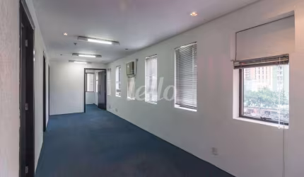 Sala comercial com 4 salas para alugar na Rua Doutor Albuquerque Lins, --, Santa Cecília, São Paulo, 70 m2 por R$ 2.500