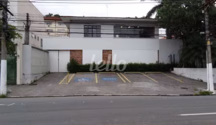 Casa comercial com 15 salas para alugar na Avenida Arnolfo Azevedo, --, Pacaembu, São Paulo, 717 m2 por R$ 30.000