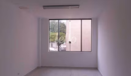 Sala comercial com 1 sala para alugar na Rua General Glicério, --, Centro, Santo André, 31 m2 por R$ 900