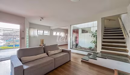 Casa comercial com 1 sala para alugar na Rua Laura, --, Jardim Bela Vista, Santo André, 255 m2 por R$ 7.560