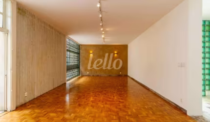 Casa com 3 quartos para alugar na Rua Cardoso de Melo Júnior, --, Alto de Pinheiros, São Paulo, 251 m2 por R$ 19.500