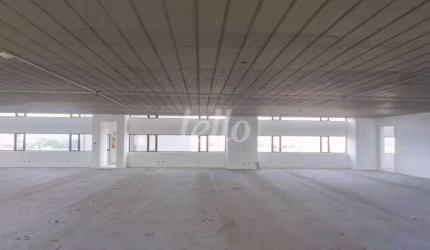 Sala comercial com 3 salas para alugar na Avenida Doutor Chucri Zaidan, --, Vila Cordeiro, São Paulo, 692 m2 por R$ 48.475