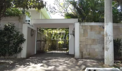Casa com 7 quartos para alugar na Rua Comandante Ismael Guilherme, --, Jardim Luzitânia, São Paulo, 450 m2 por R$ 30.000