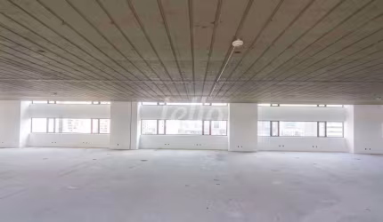 Sala comercial com 3 salas para alugar na Avenida Doutor Chucri Zaidan, --, Vila Cordeiro, São Paulo, 692 m2 por R$ 48.475