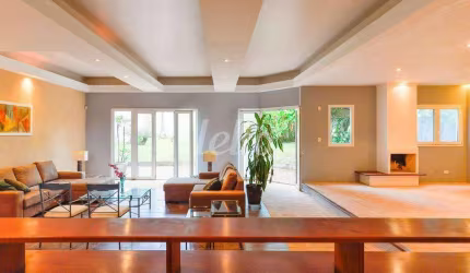 Casa com 4 quartos para alugar na Avenida Diógenes Ribeiro de Lima, --, Alto de Pinheiros, São Paulo, 304 m2 por R$ 18.000