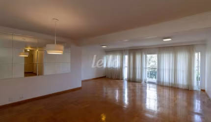 Apartamento com 4 quartos para alugar na Rua São José, --, Santo Amaro, São Paulo, 180 m2 por R$ 7.500