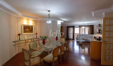 Apartamento com 3 quartos para alugar na Rua José Benedetti, --, Santo Antônio, São Caetano do Sul, 248 m2 por R$ 8.500
