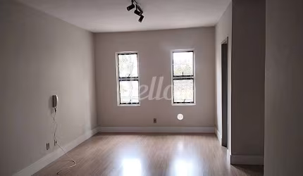 Sala comercial com 1 sala para alugar na Avenida Portugal, --, Jardim Bela Vista, Santo André, 30 m2 por R$ 1.800