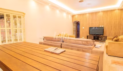 Casa comercial com 3 salas para alugar na Rua Dois Corregos, --, Vila Bertioga, São Paulo, 270 m2 por R$ 8.100