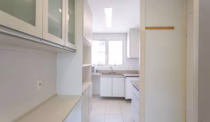 Apartamento com 3 quartos para alugar na Rua Benedito Lapin, --, Itaim Bibi, São Paulo, 151 m2 por R$ 18.000