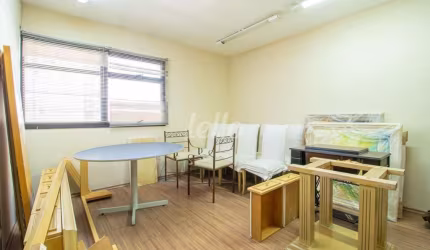 Sala comercial com 4 salas para alugar na Rua Padre Machado, --, Bosque da Saúde, São Paulo, 44 m2 por R$ 1.300