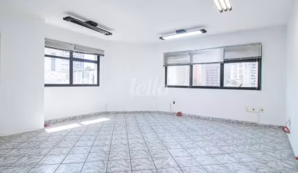 Sala comercial com 1 sala para alugar na Rua Padre Machado, --, Bosque da Saúde, São Paulo, 44 m2 por R$ 1.200