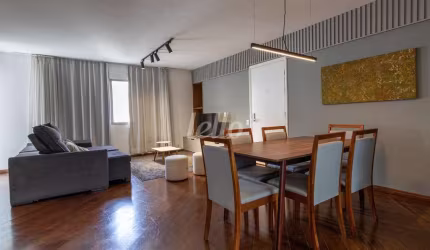Apartamento com 3 quartos para alugar na Rua Oscar Freire, --, Pinheiros, São Paulo, 126 m2 por R$ 8.000