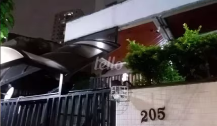 Apartamento com 4 quartos para alugar na Rua Tabajaras, --, Mooca, São Paulo, 122 m2 por R$ 4.350
