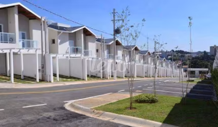 Casa em condomínio fechado com 3 quartos para alugar na R.  Rua Antonio Ferragut, --, Pinheirinho, Vinhedo, 150 m2 por R$ 8.400