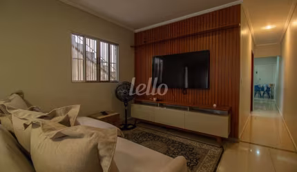 Casa com 2 quartos para alugar na Trv. Corumbá de Goiás, --, Vila Espanhola, São Paulo, 144 m2 por R$ 4.500