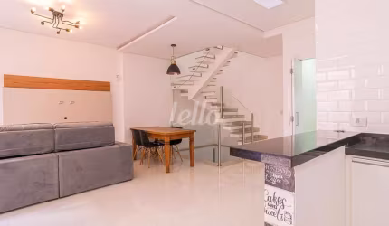 Casa em condomínio fechado com 3 quartos para alugar na Rua Doutor Nelson da Veiga, --, Vila Nova Mazzei, São Paulo, 204 m2 por R$ 4.200