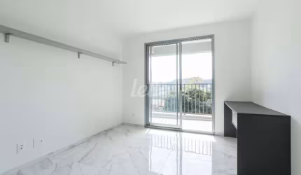 Kitnet / Stúdio para alugar na Rua Coronel Domingos Ferreira, --, Vila Firmiano Pinto, São Paulo, 27 m2 por R$ 1.700