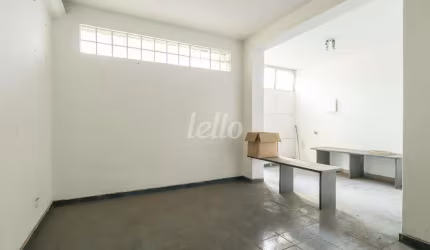 Casa com 3 quartos para alugar na Avenida Santo Amaro, --, Brooklin Paulista, São Paulo, 70 m2 por R$ 3.500