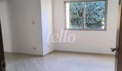 Apartamento com 3 quartos para alugar na Avenida Cassandoca, --, Mooca, São Paulo, 102 m2 por R$ 2.000