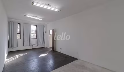 Sala comercial com 1 sala para alugar na Rua João Fernandes, --, Jardim, Santo André, 27 m2 por R$ 650